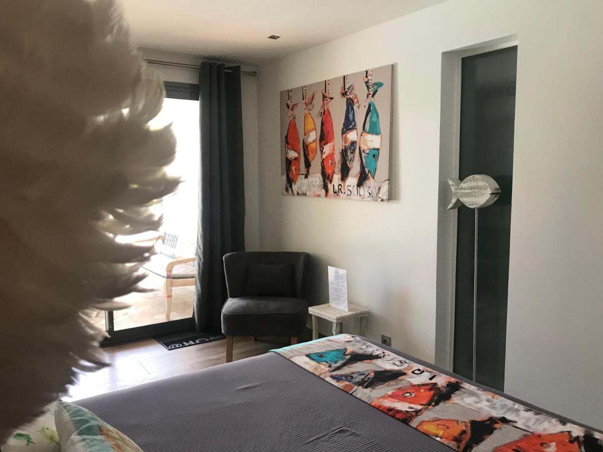 B&B Les Voiles De Valescure Chambres D'Hotes Et Son Espace Bien Etre แซ็งต์-ราฟาเอล ภายนอก รูปภาพ