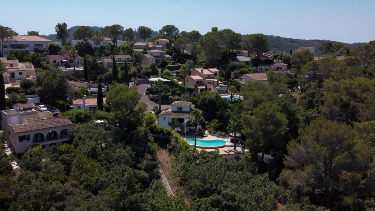 B&B Les Voiles De Valescure Chambres D'Hotes Et Son Espace Bien Etre แซ็งต์-ราฟาเอล ภายนอก รูปภาพ