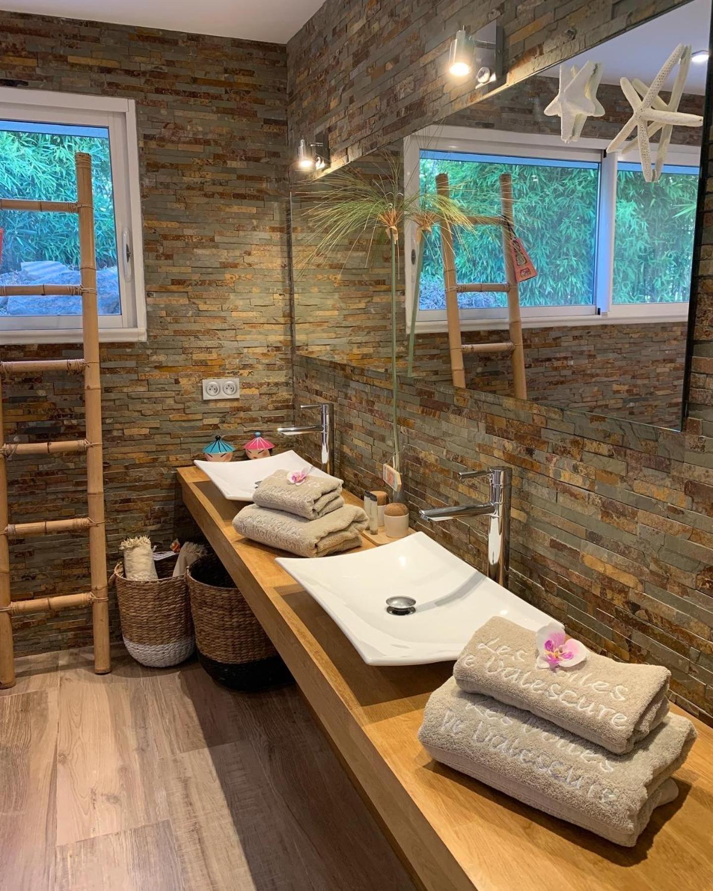 B&B Les Voiles De Valescure Chambres D'Hotes Et Son Espace Bien Etre แซ็งต์-ราฟาเอล ภายนอก รูปภาพ