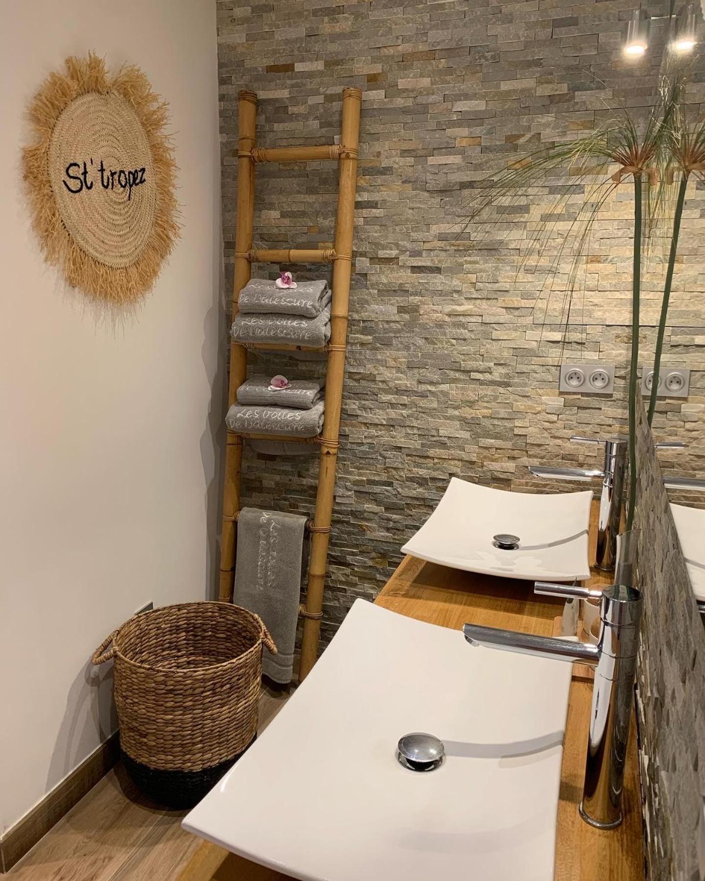 B&B Les Voiles De Valescure Chambres D'Hotes Et Son Espace Bien Etre แซ็งต์-ราฟาเอล ภายนอก รูปภาพ