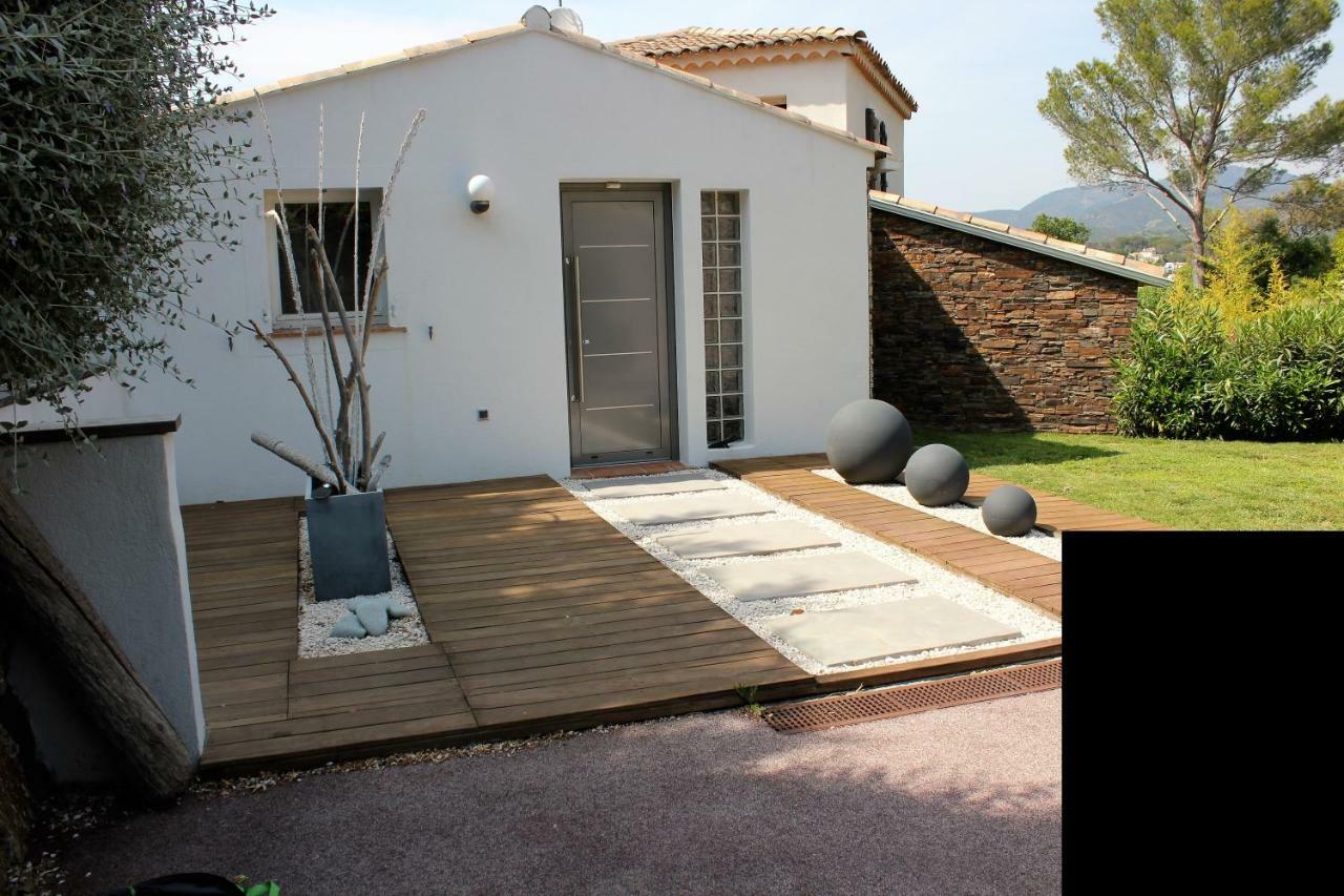 B&B Les Voiles De Valescure Chambres D'Hotes Et Son Espace Bien Etre แซ็งต์-ราฟาเอล ภายนอก รูปภาพ